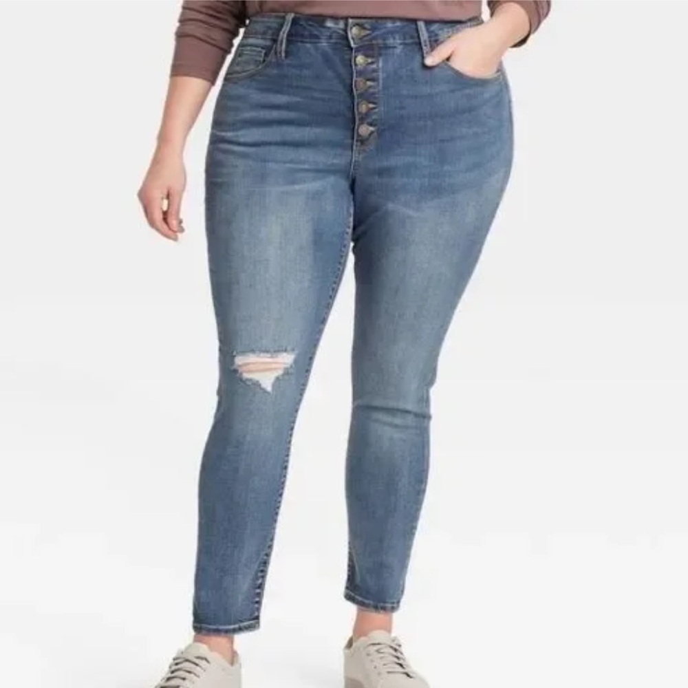 Ava & Viv Women Plus 26W Blue Medium Wash High-Rise Skinny Button Fly Jeans NWT